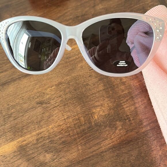 Prive Revaux The Lexi Blue Polarized Sunglasses-OS main image 6